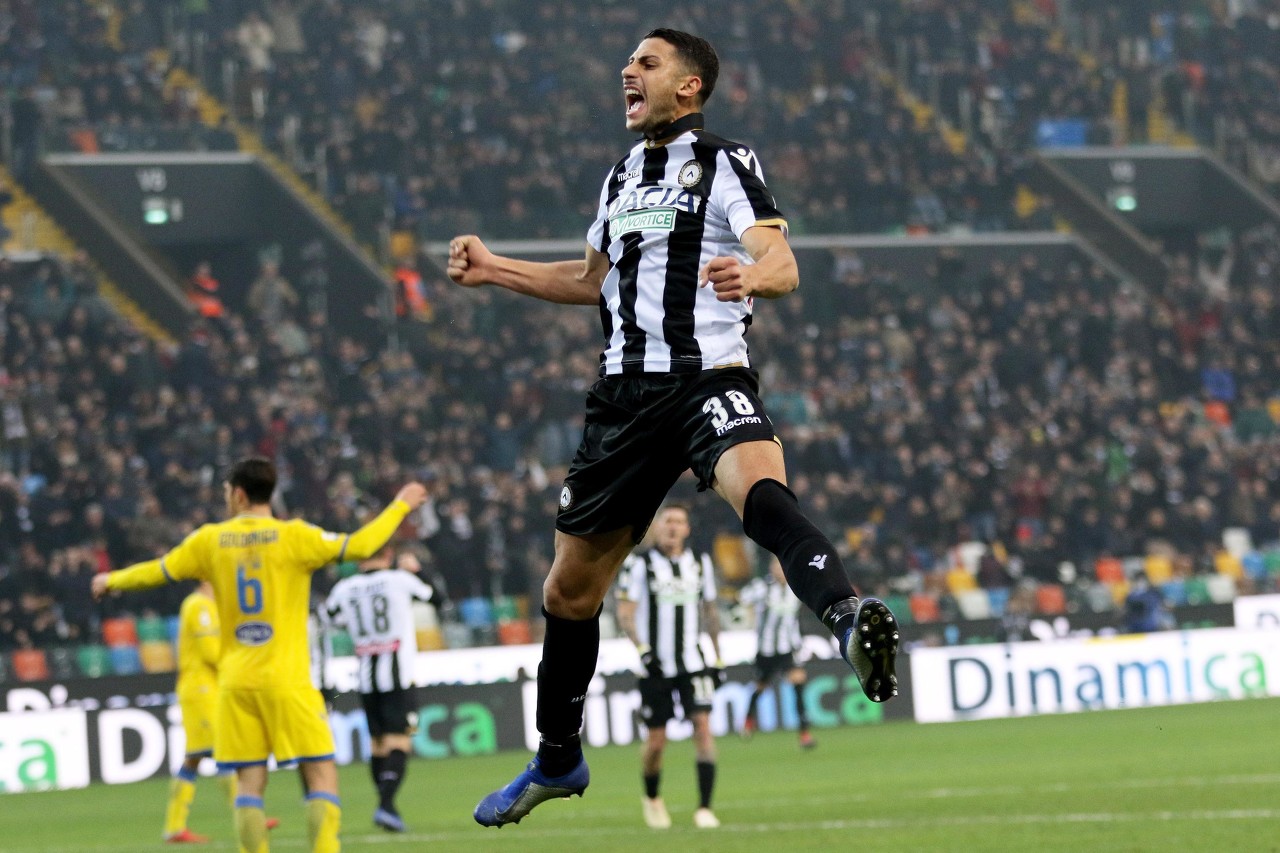 他在一些关 他在一些关