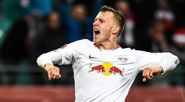 热点话题 热点话题