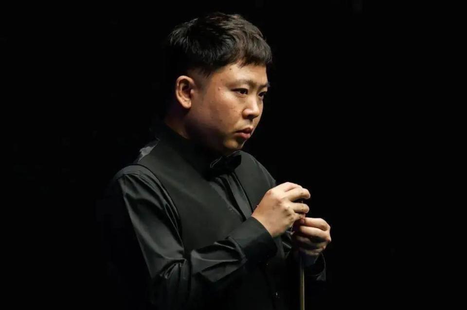 施加在防线 施加在防线